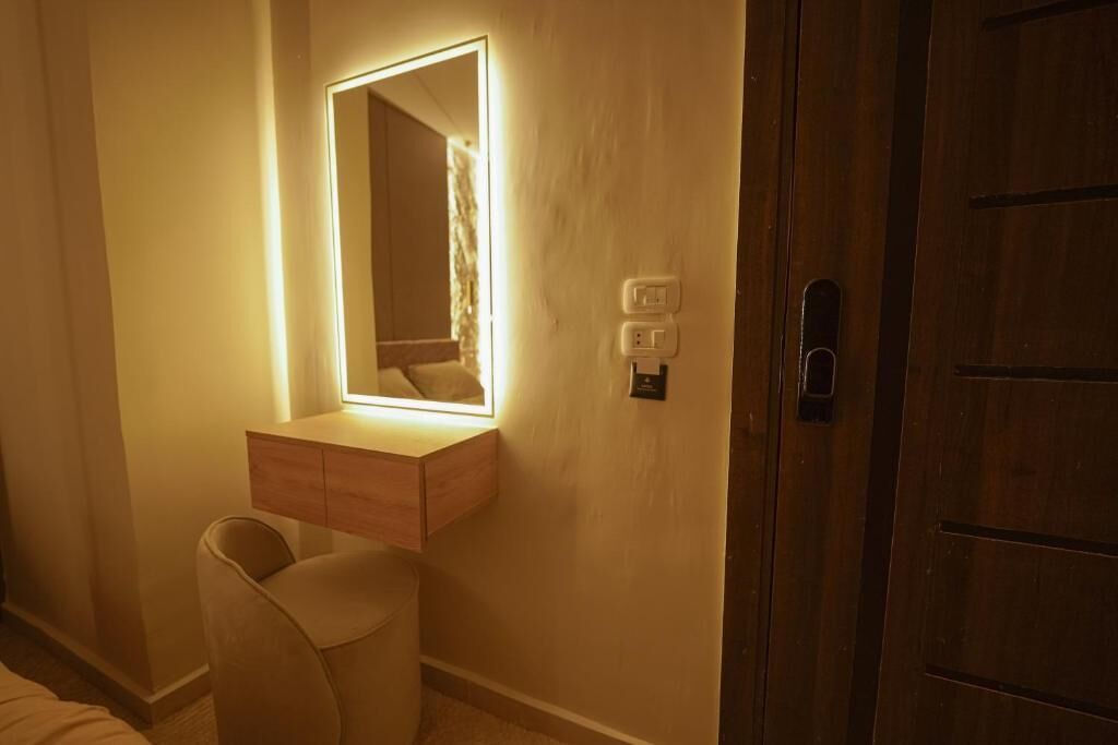 Deluxe Quadruple Room, City View | Interior