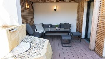 Studio mit Infrarotkabine und Veranda | Mørklægningsgardiner, lydisolering, strygejern/strygebræt, gratis Wi-Fi