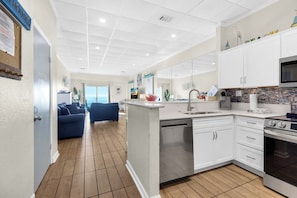 Fridge, microwave, oven, stovetop - 🌊🌴Gulf Views | Walk to Beach + Peg Leg Pete's | Sans Souci 207 (Pensacola Beach)