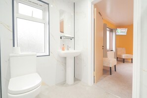 Bathroom - Ben View Guest House (Fort William)