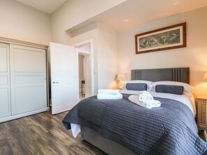 2 bedrooms, individually decorated, individually furnished, free WiFi - Royal Irish Suite (Sheffield)