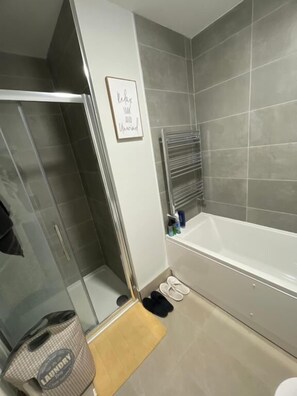 Room, 1 Bedroom, Smoking, Hot Tub | Bathroom - Room-double Room With Garden View (Drogheda)