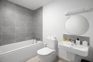 Rom, 1 soverom, røyk, spabadekar | Bad