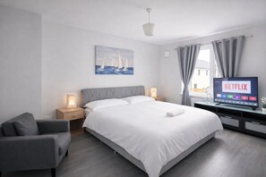 Room, 1 Bedroom, Smoking, Hot Tub | 1 bedroom - Room-double Room With Garden View (Drogheda)