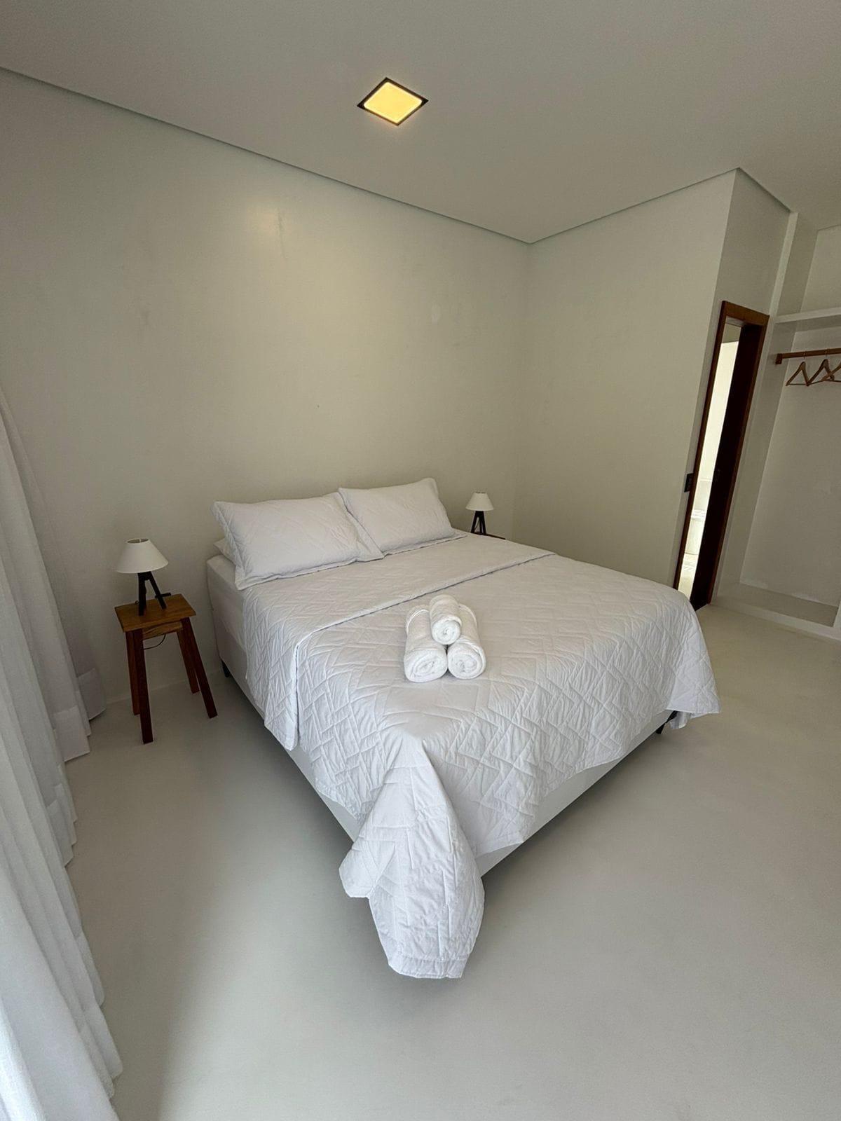 經典公寓, 1 間臥室, 夏威夷式陽台, 泳池景觀 | 遮光布/窗簾、熨斗/熨衣板、免費無線上網