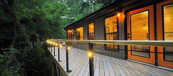 Mountain Modern Cabin- Seasonal Lake Views + Fire Pit + 5-Min Walk to CH Lake