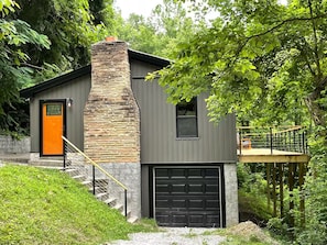 Exterior - The Little Lake House @ Center Hill Lake-Modern Cabin - Steps to Boat Ramp (Smithville)