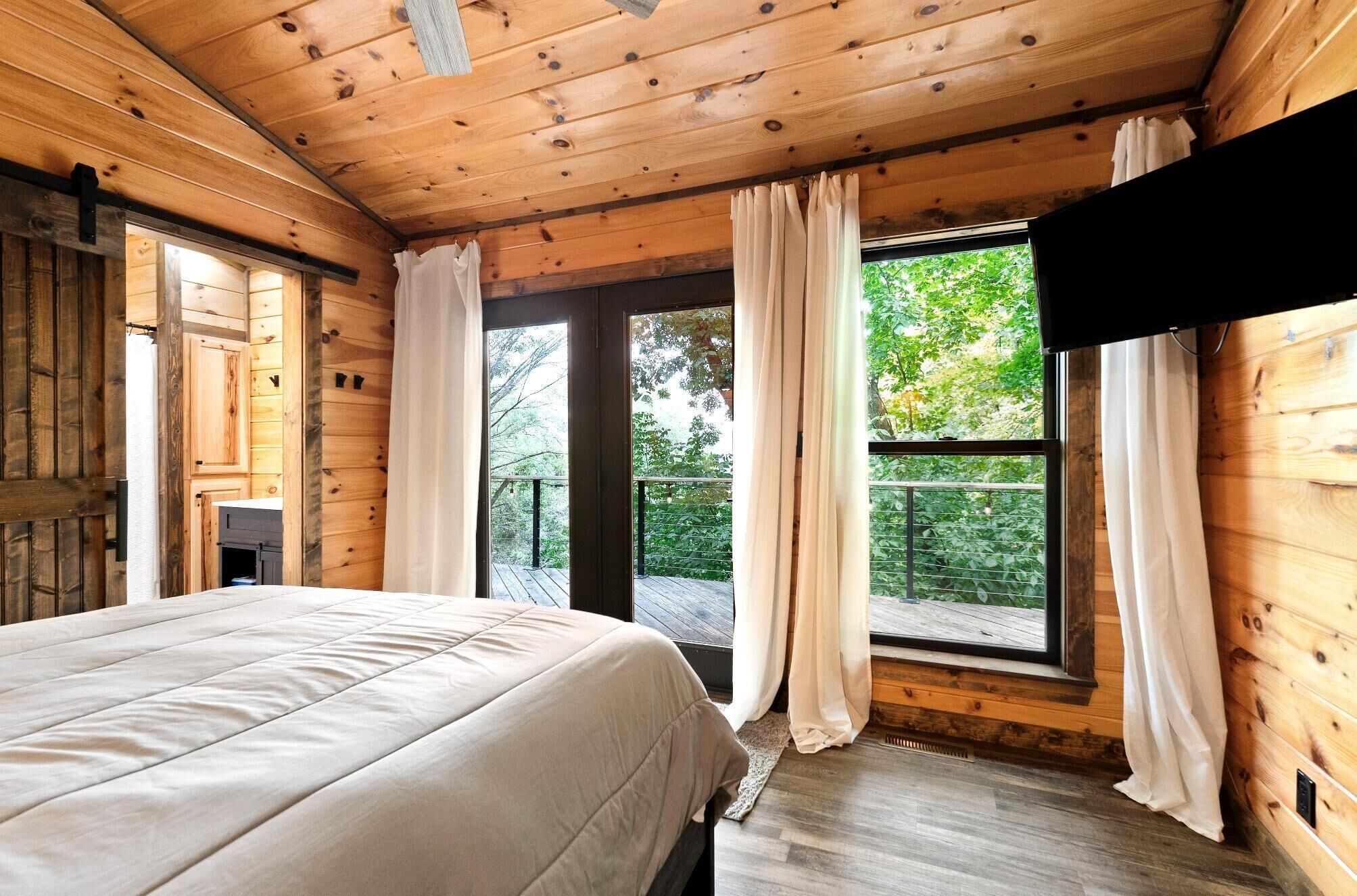 2 Schlafzimmer, Schreibtisch, Bügeleisen/Bügelbrett, kostenloses WLAN