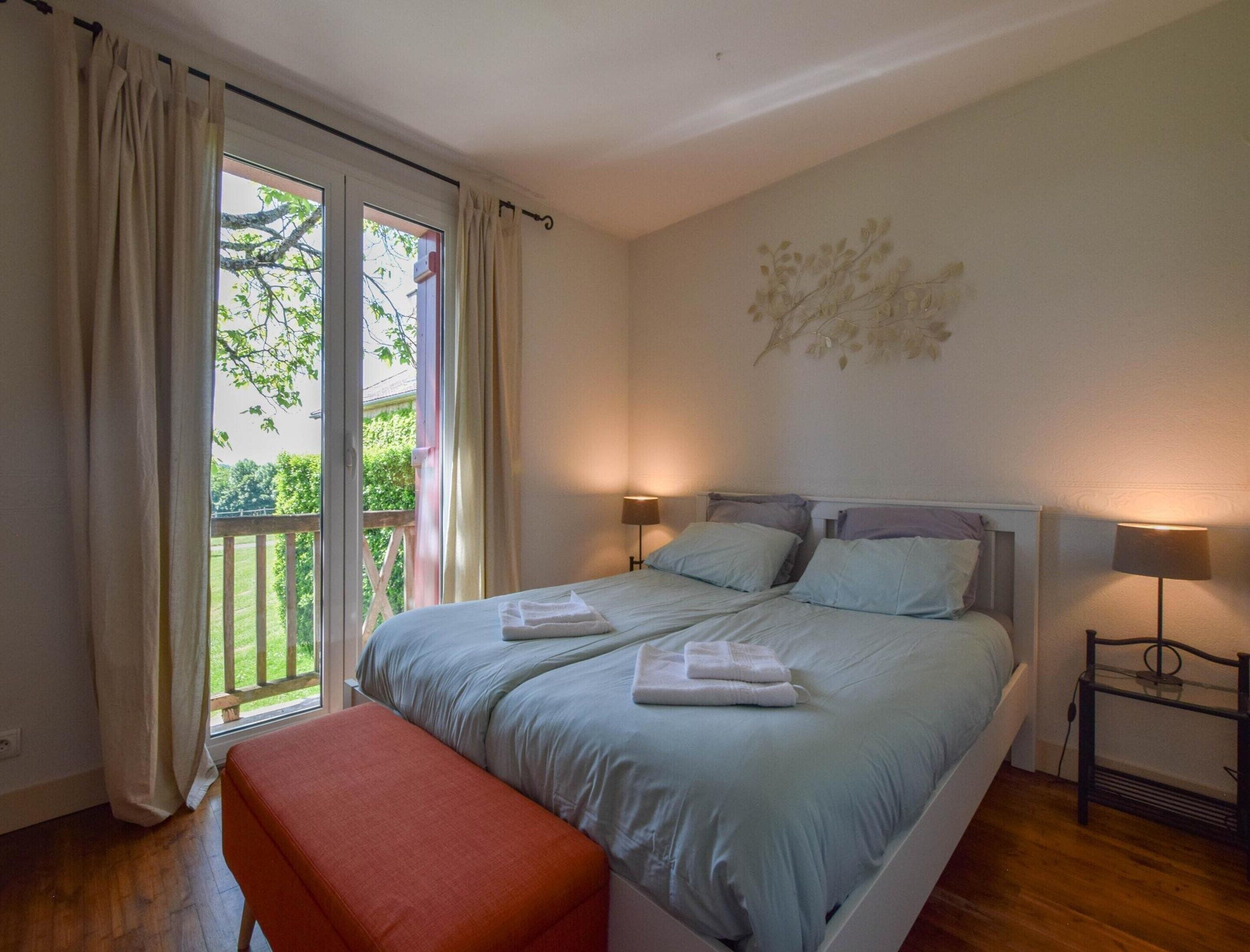 3 bedrooms, iron/ironing board