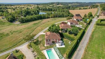 Rumah | Pemandangan dari properti