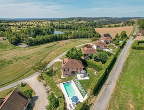 Rumah | Pemandangan dari properti