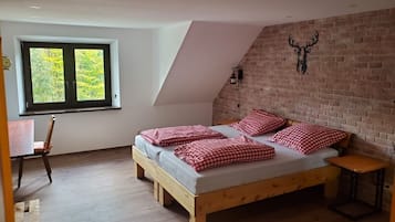 Strygejern/strygebræt, Wi-Fi, sengetøj