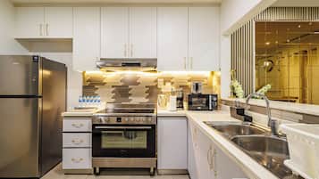 CafetiÚre/bouilloire, bouilloire électrique