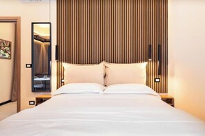 Iron/ironing board, WiFi, bed sheets - Modern Apartment with Balcony and View of St. Agatha (Catania)