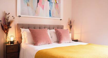 Railway Cottage - family and dog friendly - near Aviemore