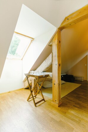 Interior - Apartment 5 - Abendträumerei - Holiday apartment with loft in the count's forester's lodge (Temmen-Ringenwalde)