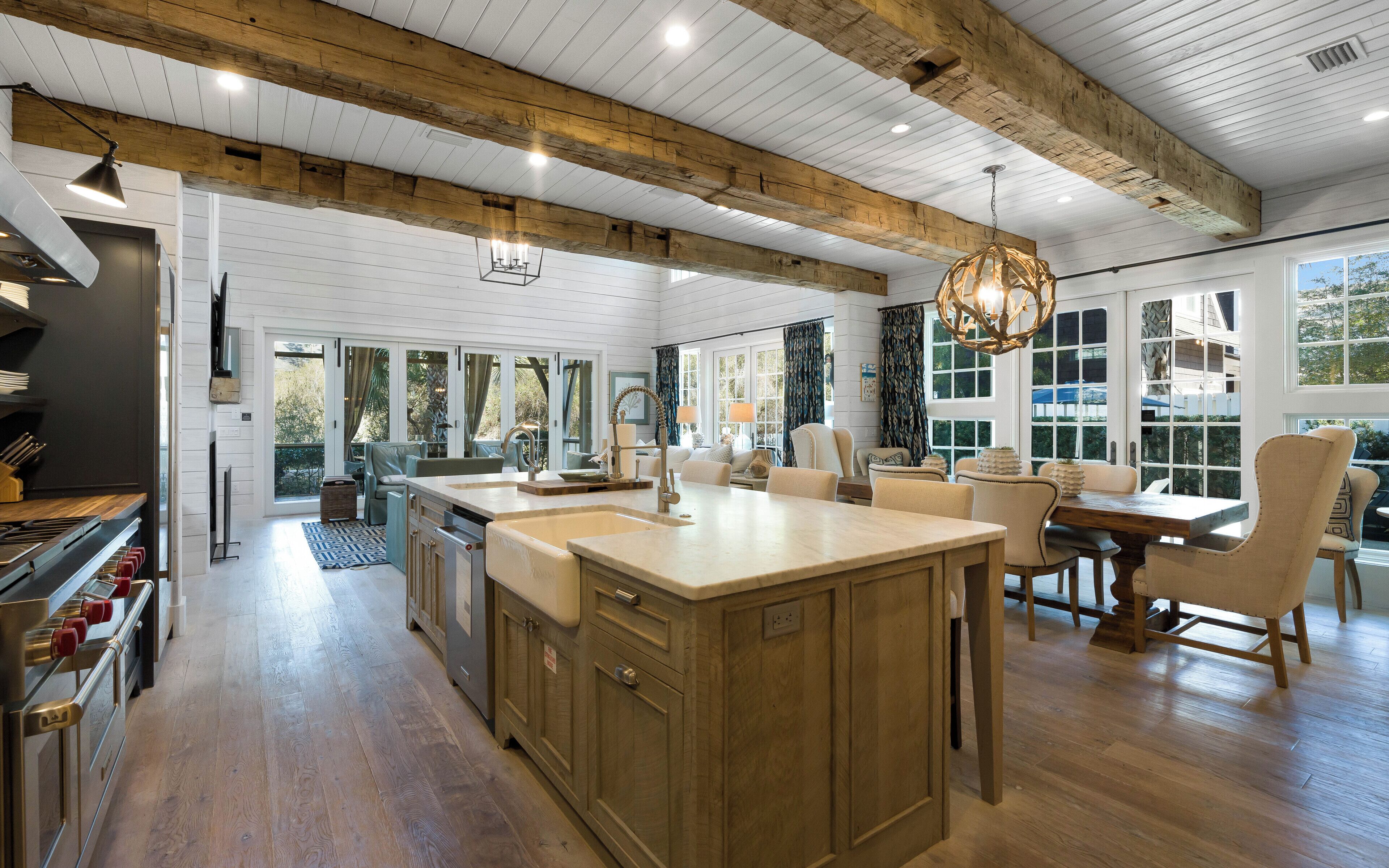 Fridge, microwave, coffee/tea maker, toaster