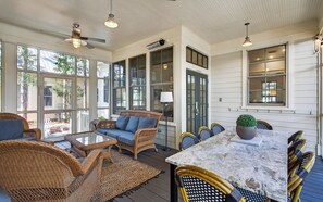 Interior - Safe Harbor + Carriage House in Watercolor & Bikes + Under New Management! (Santa Rosa Beach)