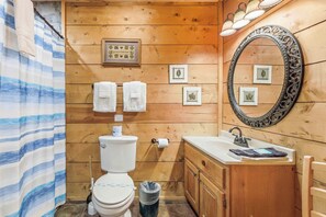 Hair dryer, towels - Romantic Wooded Cabin with Hot Tub, Fireplace & Firepit Near Helen (Sautee Nacoochee)