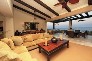 TV, DVD player, stereo - Summer Special 10% off Ocean View Penthouse in Esperanza Resort (Cabo San Lucas)