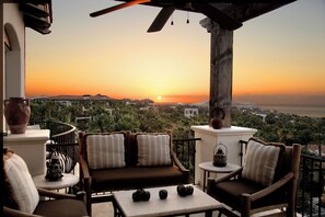 Terrace/patio - Summer Special 10% off Ocean View Penthouse in Esperanza Resort (Cabo San Lucas)
