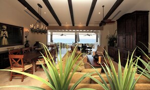 Dining - Summer Special 10% off Ocean View Penthouse in Esperanza Resort (Cabo San Lucas)