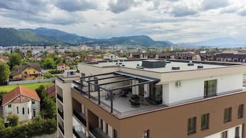 Lyxpenthouse - utsikt mot bergen | Exteriör