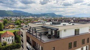Luxury Penthouse, Mountain View | Exterior