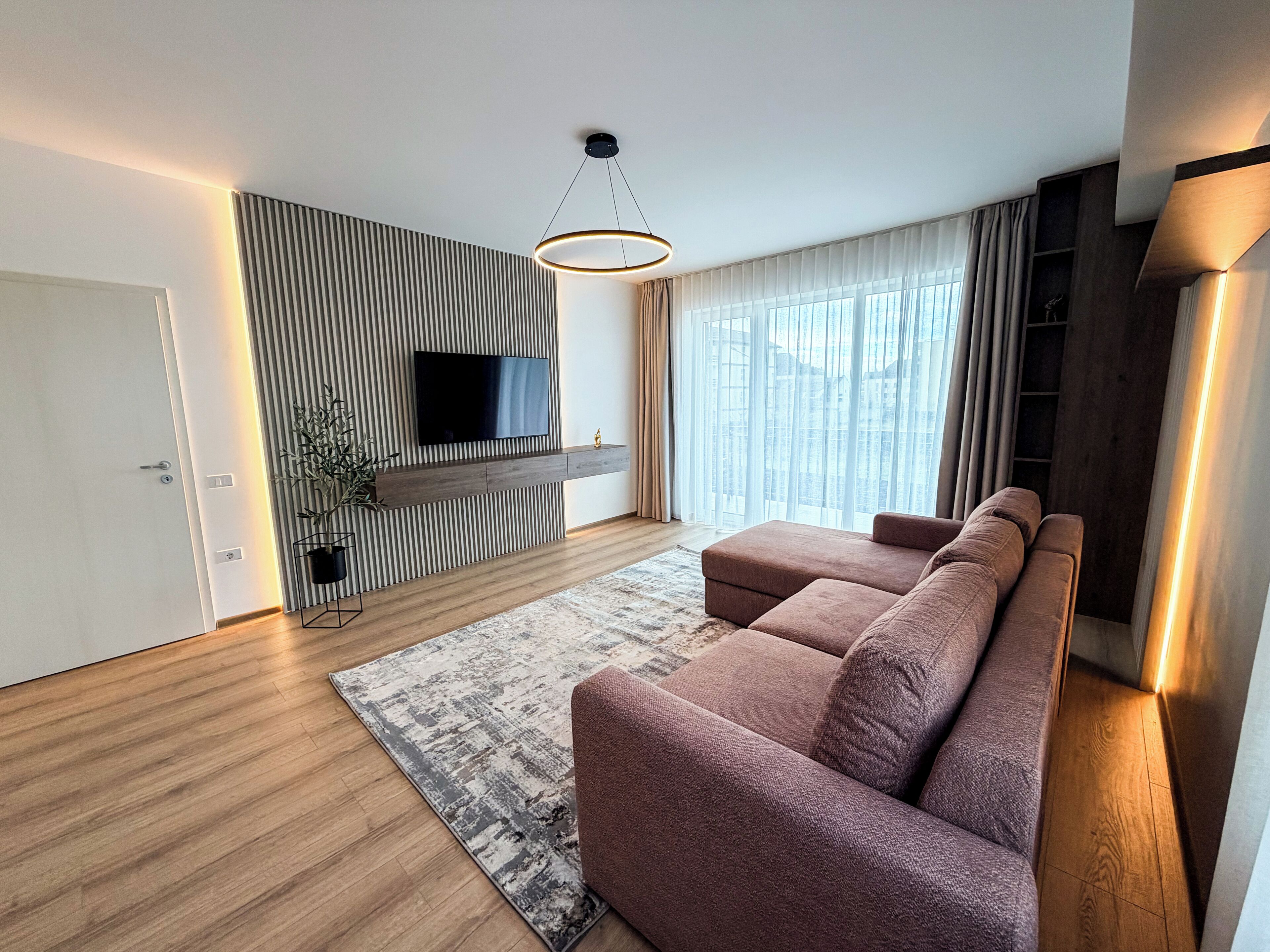 Deluxe-Apartment, Balkon, Bergblick | Wohnbereich