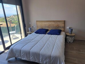 Iron/ironing board, Internet - Large and beautiful house 6 kilometers from Lloret de Mar and 15 kilometers from Tossa (Vidreres)