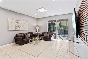 Smart TV - 500 Luxurious 8BR Villa with Private Pool/Spa (Kissimmee)