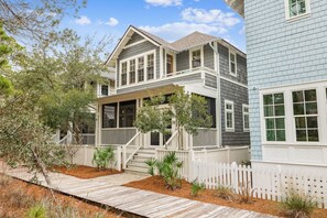 Exterior - Peaceful family friendly coastal oasis with room to unwind, play, and reconnect (Watersound West)