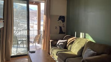 TV connectée, cheminée