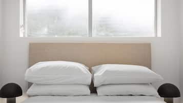 Apartment | 2 bedrooms, iron/ironing board, bed sheets