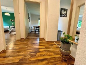 Interior - Complete All Inclusive Apartment+Netflix (Wilhelmshaven)