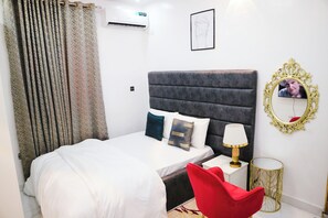 2 habitaciones, tabla de planchar con plancha y wifi 