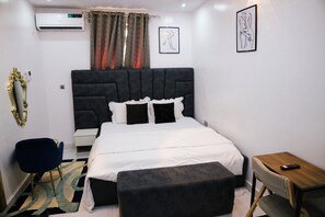 2 habitaciones, tabla de planchar con plancha y wifi 