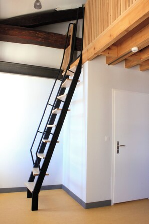 Chambre Quadruple Familiale, vue montagne | Intérieur