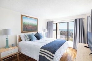 2 bedrooms, WiFi - Sound of the Sea West 415, Almost Oceanfront Condo - Amenities! (Emerald Isle)