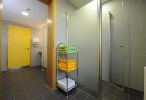 Bathroom - Bildungs-&Tagungshäuser Vierzehnheiligen (Bad Staffelstein)