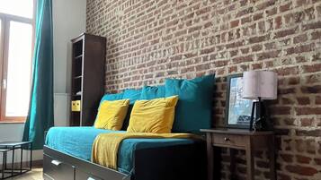 Fer et planche à repasser, Wi-Fi, draps fournis