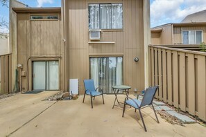 Terrace/patio - Baytree 72 - Stunning 3 BR Condo (Little River)