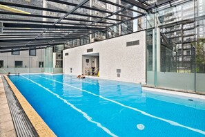 Pool - Stylish Southbank Apartment with On-Site Parking (Southbank)