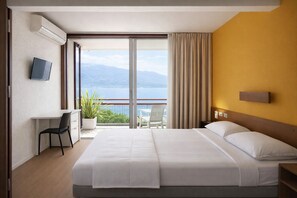 In-room safe, desk, free WiFi - Hotel Lido   (Limone Sul Garda)