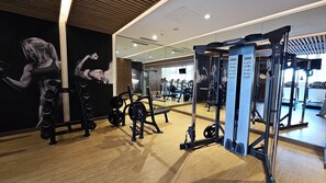 Fitness facility - Luxury 1BR McKinley | Fast Wifi | Pool & Gym | BGC & near NAIA (Taguig)