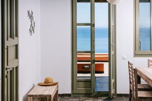 House | 1 bedroom - Front Row Seat to the Aegean by Neuvel (Kea)