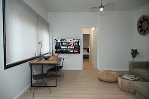 House - Nueva Lycabettus by Neuvel (Athens)