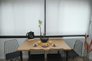 House - Nueva Lycabettus by Neuvel (Athens)