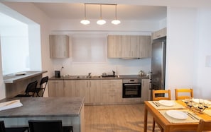 House | 3 bedrooms - Sunrise Stone Villa With Jacuzzi (Kea)