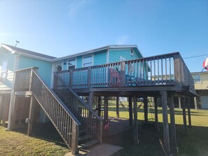 Exterior - Boho by the Beach - A Cozy, Peaceful Coastal Escape (Bolivar Peninsula)